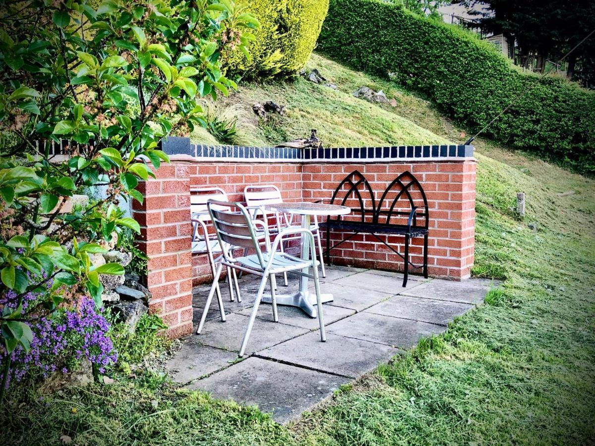 Mynd House Bed & Breakfast 5*